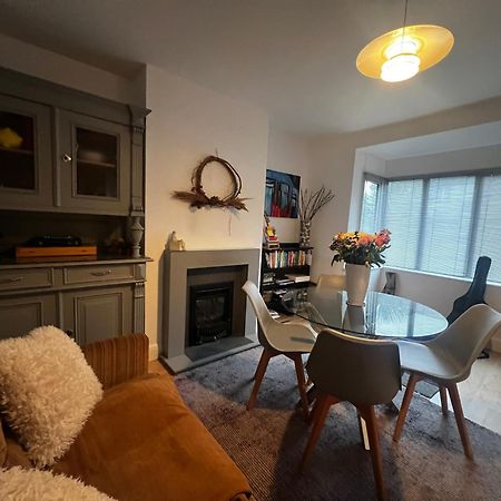 Warm And Cosy City Centre Home Near Train Station Τσίτσεστερ Εξωτερικό φωτογραφία