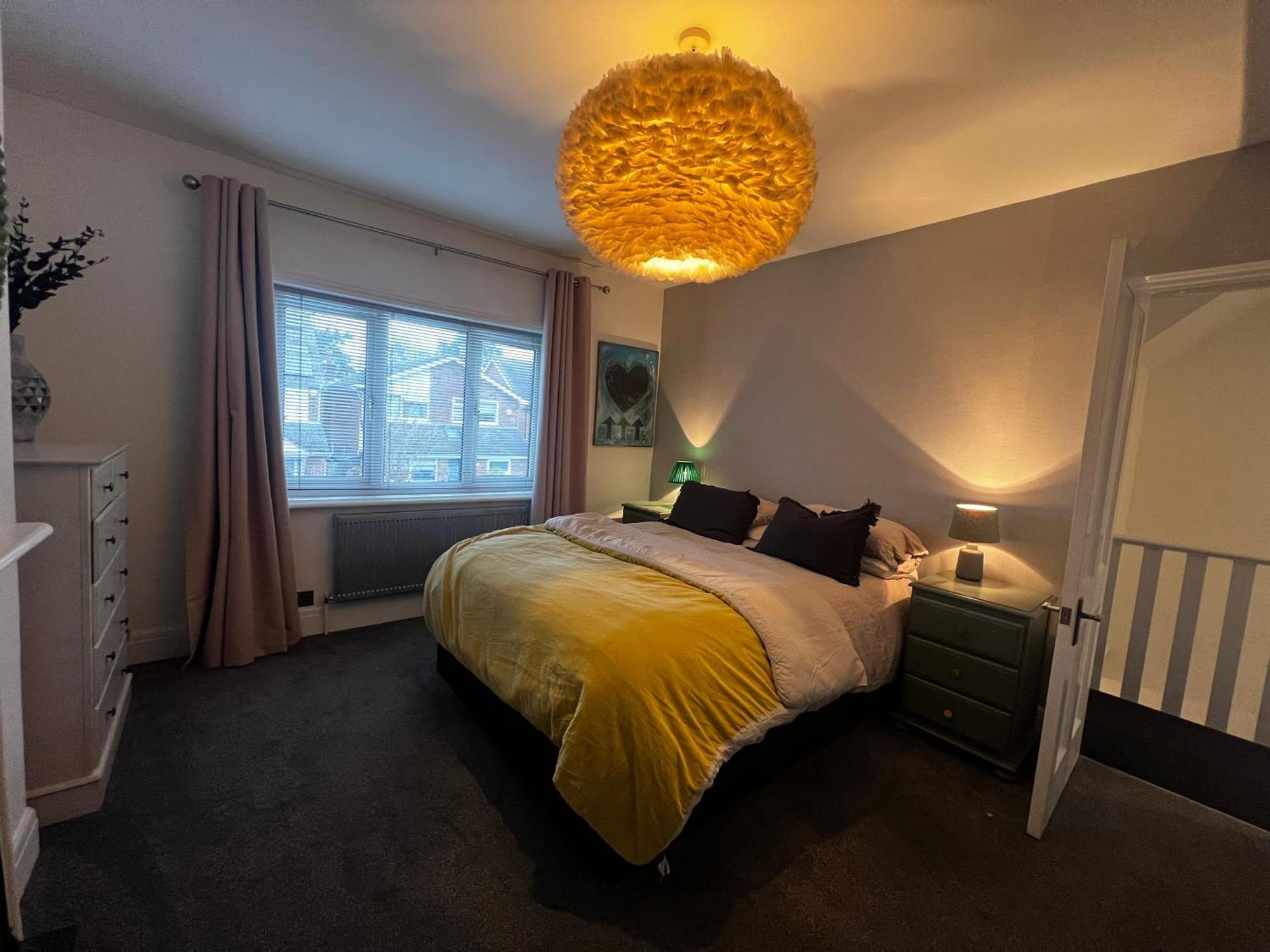 Warm And Cosy City Centre Home Near Train Station Τσίτσεστερ Εξωτερικό φωτογραφία